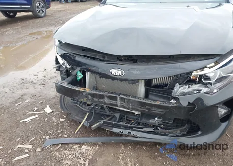 2018 Kia Optima Sx Turbo z USA, uszkodzony, nr VIN 5XXGW4L28JG204286